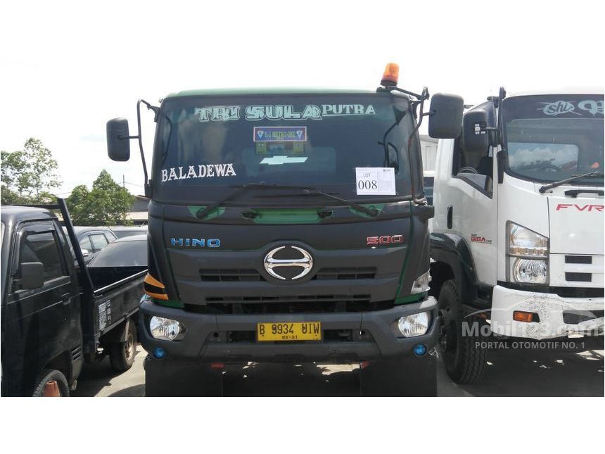 Jual Mobil Hino Ranger 2016 7.7 di Banten Manual Trucks