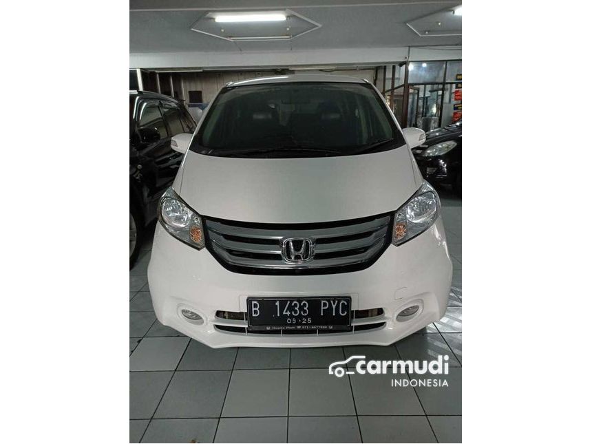 Honda Freed 2015 15 Na 15 In Yogyakarta Automatic White For Rp 185000000 - 7532836 - Carmudicoid