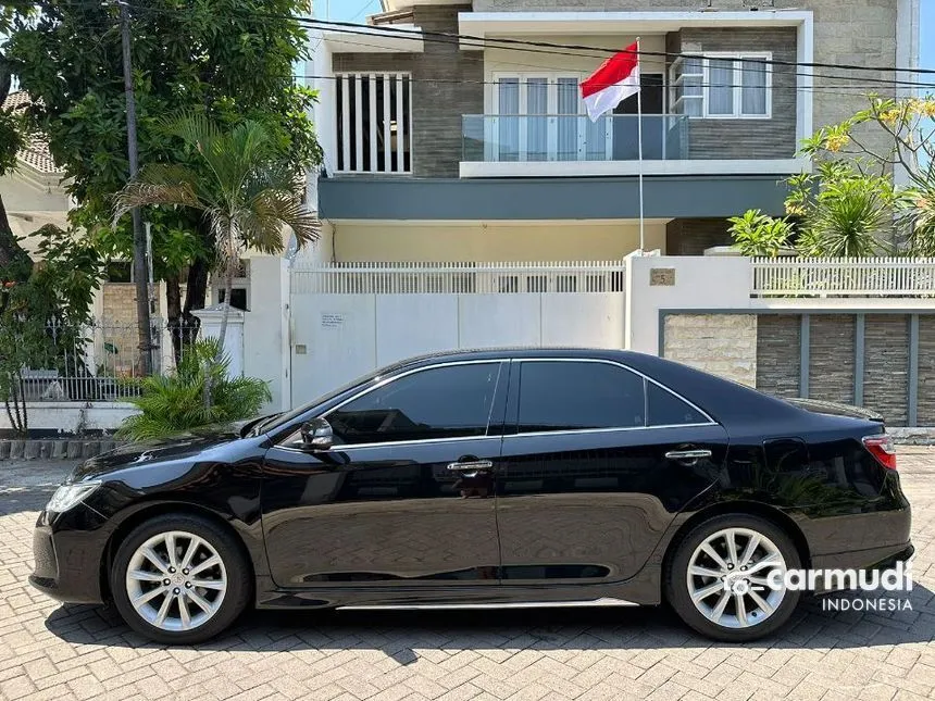 2016 Toyota Camry V Sedan