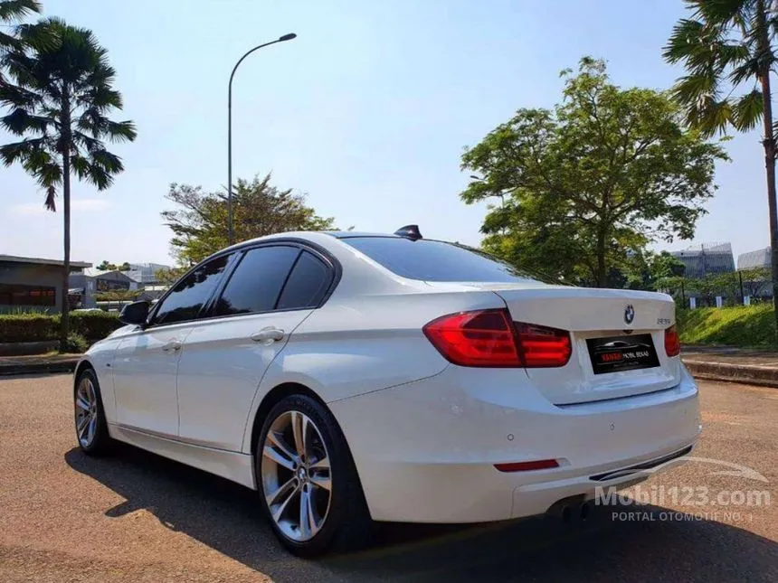 Jual Mobil BMW 328i 2013 Sport 2.0 di Banten Automatic Sedan Putih Rp ...