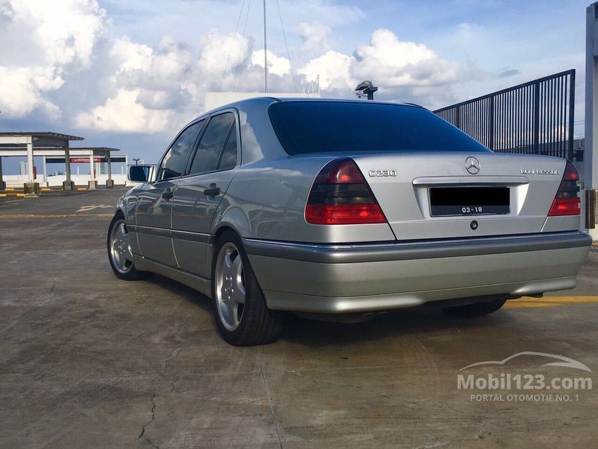 1998 Mercedes-Benz C230 W202 2.3 Automatic Sedan