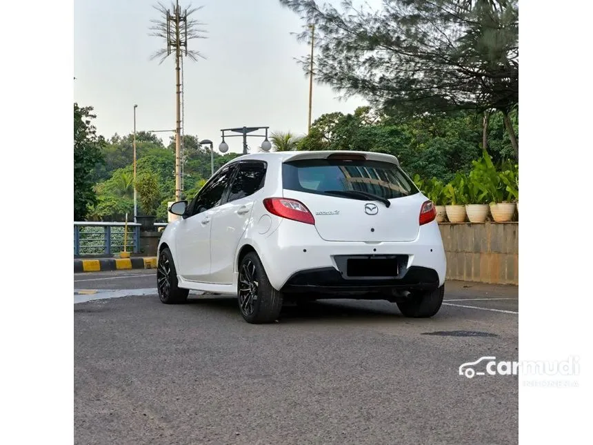 2012 Mazda 2 RZ Hatchback