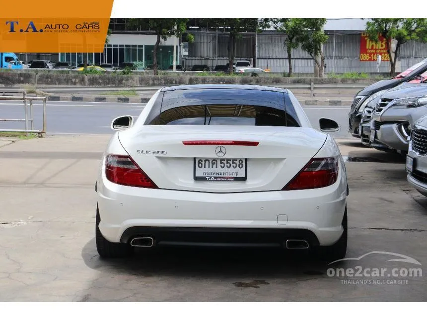 2015 Mercedes-Benz SLK200 AMG Carbon Look BlueEFFICIENCY Convertible