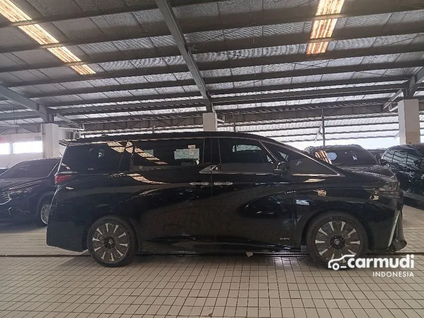 2024 Toyota Alphard HEV (Non Premium Color) MPV