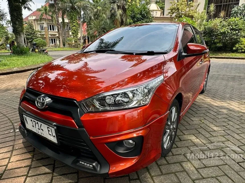 Jual Mobil Toyota Yaris 2014 TRD Sportivo 1.5 di Jawa Timur Automatic Hatchback Orange Rp 165.000.000