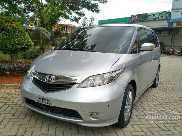  Honda  Elysion  Mobil  Bekas Baru  dijual di Indonesia 