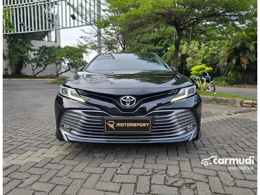 2020 Toyota Camry V Sedan