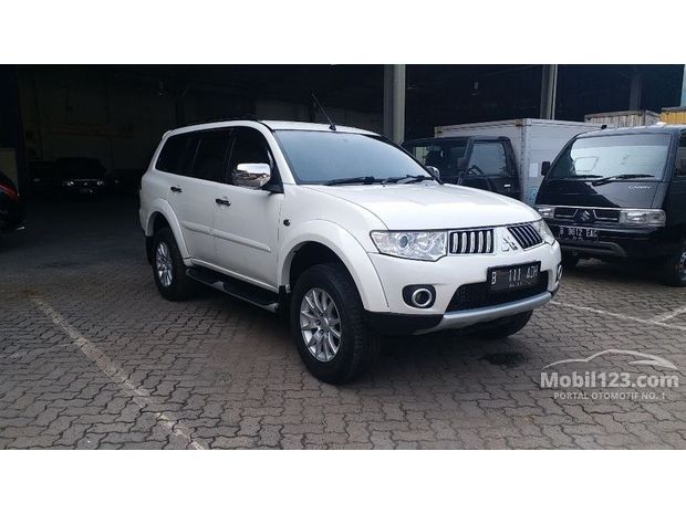 Mitsubishi Pajero  Sport Mobil  bekas  dijual di  Dki jakarta 