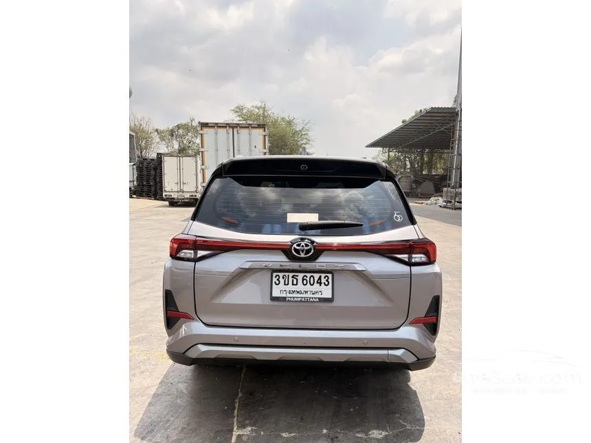 2022 Toyota Veloz Premium Wagon