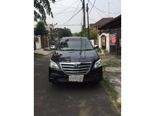 2014 Toyota Innova 2.0 Compact Car City Car