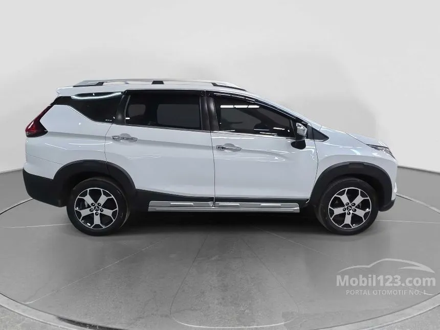 2021 Mitsubishi Xpander Cross MPV