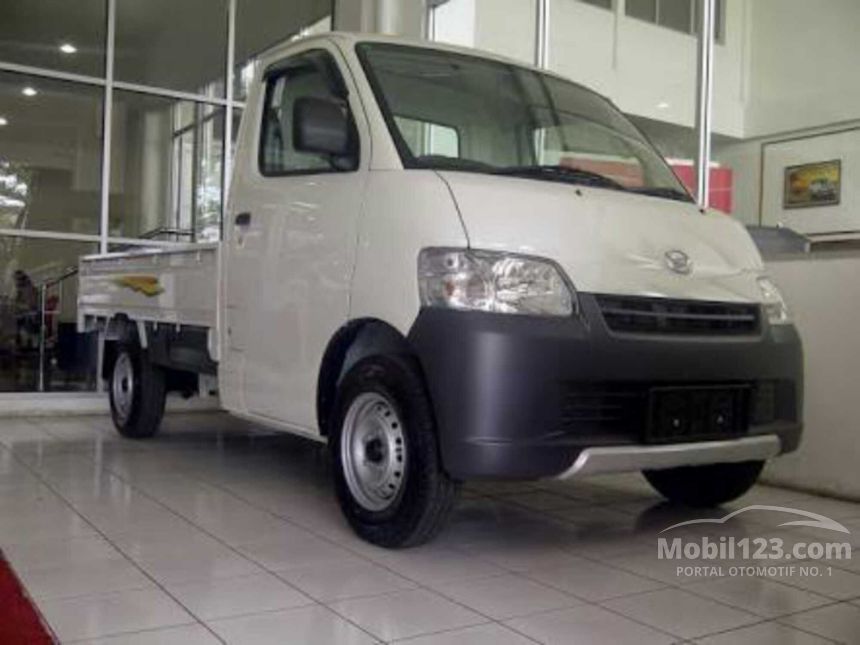 Jual Mobil Daihatsu Gran Max 2017 STD 1.3 di DKI Jakarta 