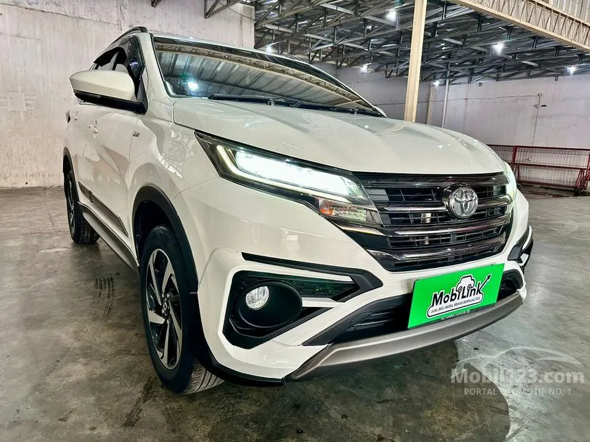 Jual Mobil Toyota Rush 2021 TRD Sportivo 1.5 di Jawa Barat Automatic SUV Putih Rp 218.000.000