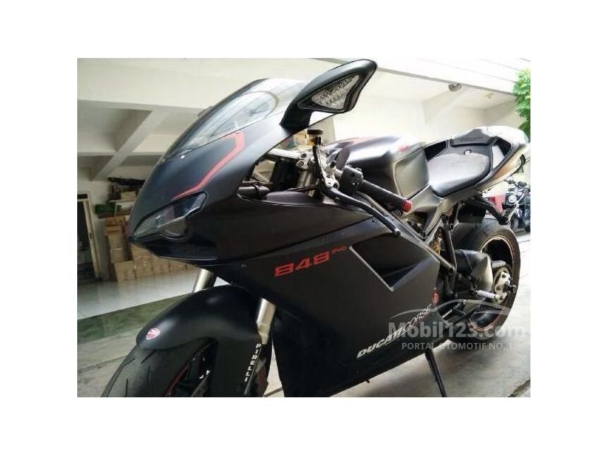 Jual Motor Ducati Superbike 2014 848 0 08 Manual 0 8 di 