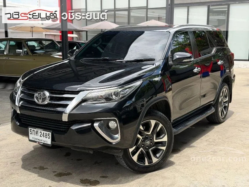 2016 Toyota FORTUNER V SUV