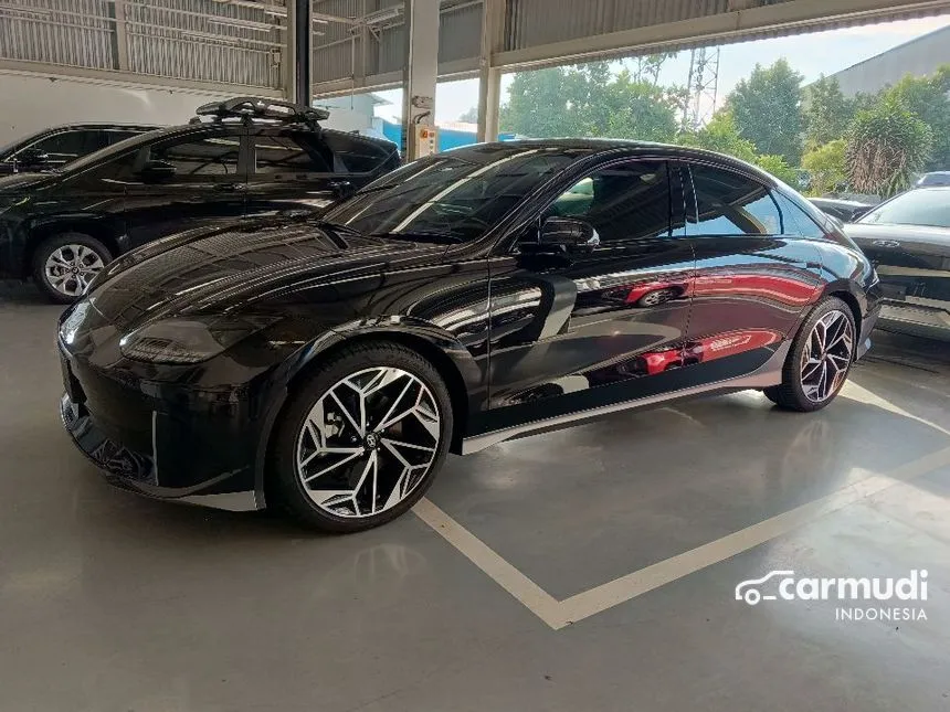 2024 Hyundai IONIQ 6 Signature Long Range Sedan