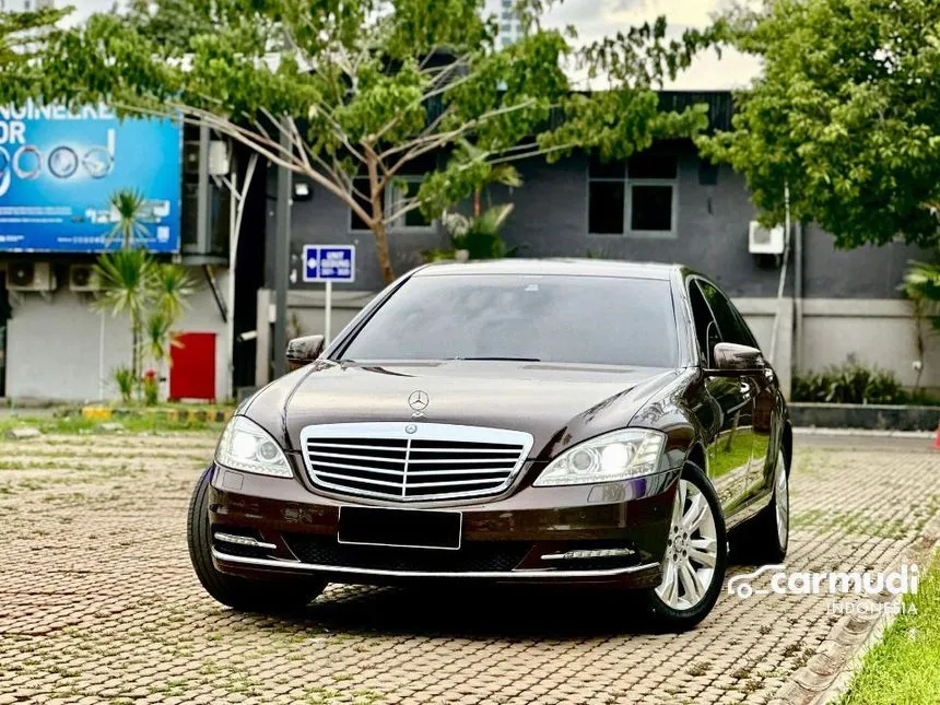 2012 Mercedes-Benz E200 CGI Sedan