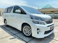2013 Toyota Vellfire 2.4 ZG tngn ke 1 plat genap low km rawatan