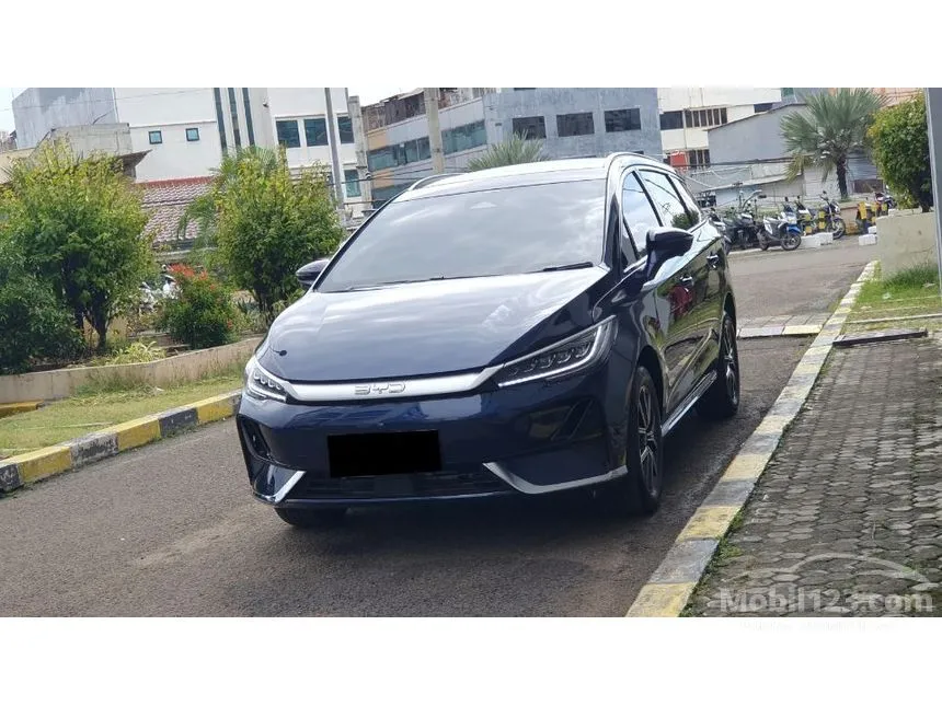 2024 BYD M6 Superior 7 Seater MPV