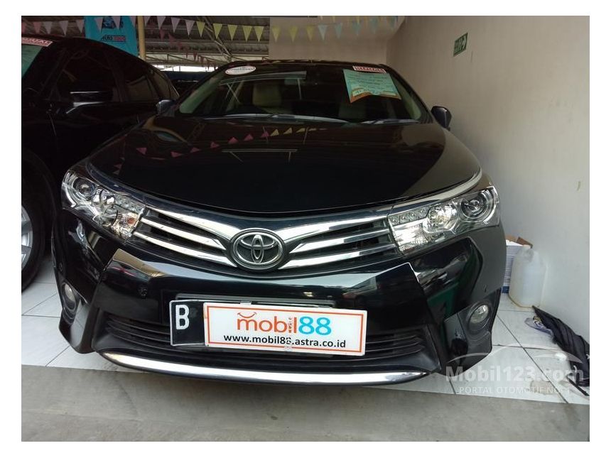 Jual Mobil  Toyota  Corolla  Altis  2014 V 1 8 di Jawa Barat 