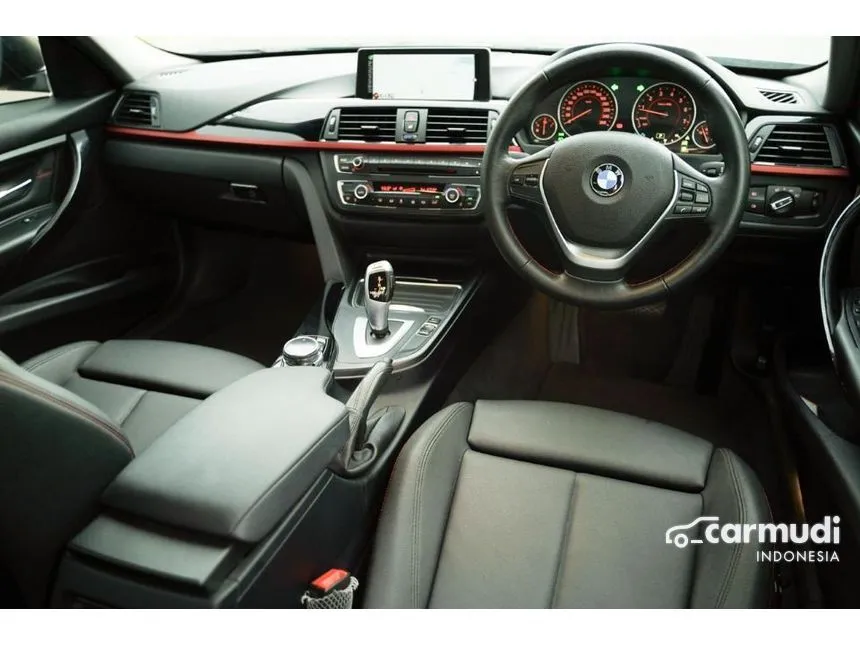 2014 BMW 320i Sport Sedan