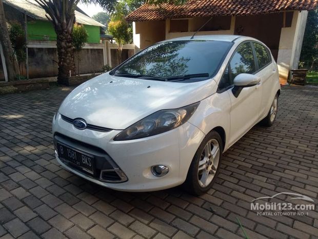 Fiesta Ford Murah  185 mobil  dijual di  Indonesia  Mobil123