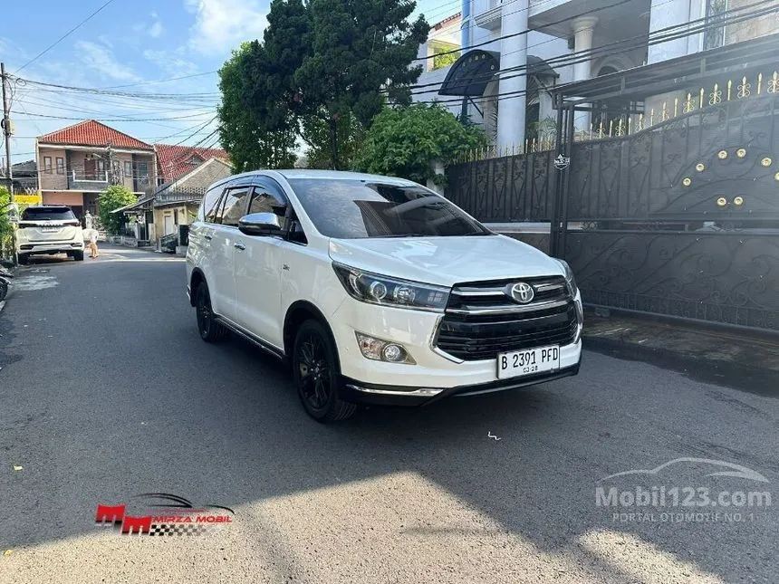 Jual Mobil Toyota Innova Venturer 2018 2.0 di DKI Jakarta Automatic Wagon Putih Rp 320.000.000