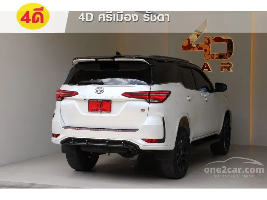 2023 Toyota FORTUNER GR Sport (Black Top) SUV