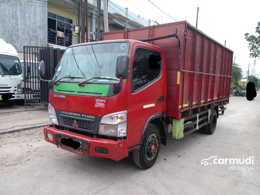 2014 Mitsubishi Colt Trucks