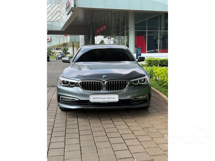 Jual Mobil BMW 530i 2017 Luxury 2.0 di Jawa Tengah Automatic Sedan Lainnya Rp 579.000.000