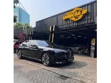 2024 BMW i7 0.0 xDrive60 Gran Lusso (2 Tone Exterior) Sedan