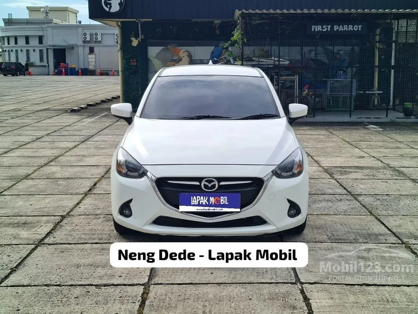 Jual Mobil Mazda 2 2015 R 1.5 di DKI Jakarta Automatic Hatchback Putih Rp 155.000.000