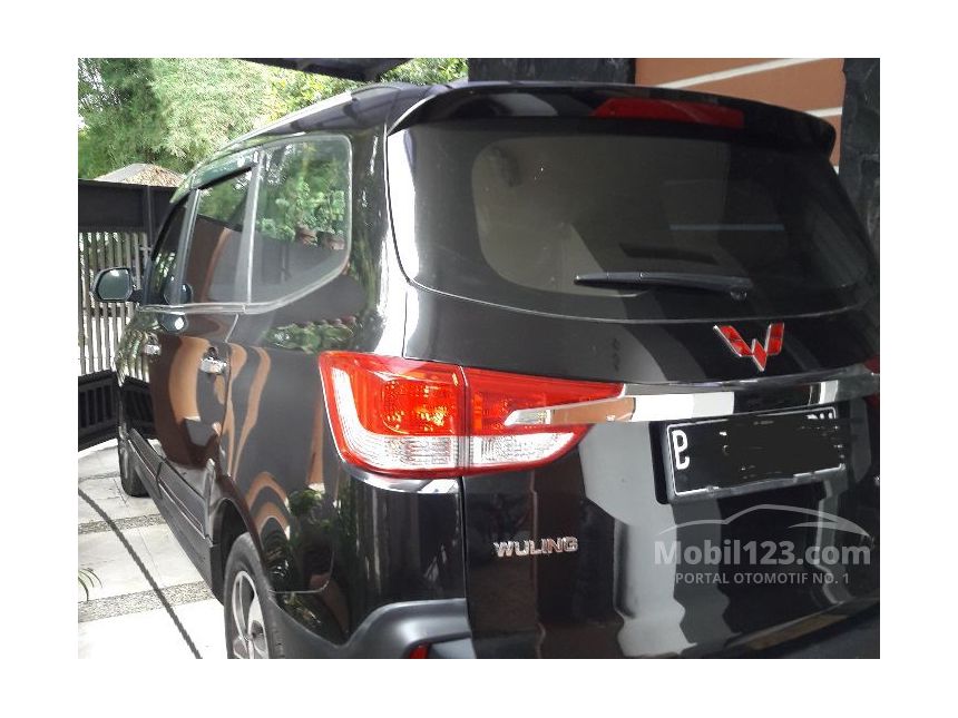 2017 Wuling Confero S MPV Minivans
