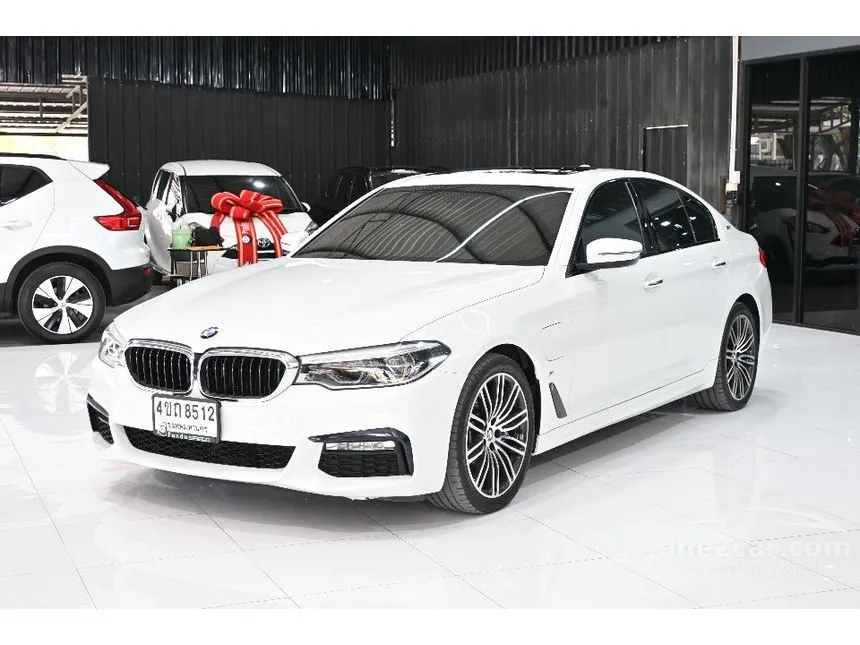2020 BMW 530e M Sport Sedan