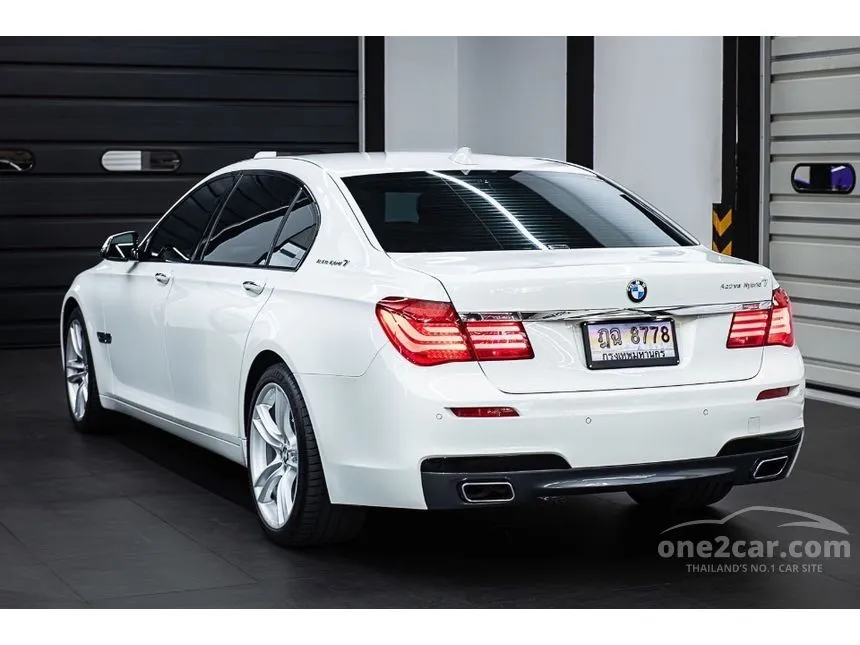 2013 BMW ActiveHybrid 7 L Sedan