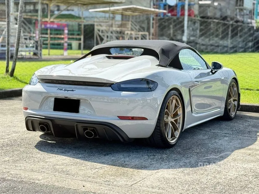 2022 Porsche 718 Spyder Convertible
