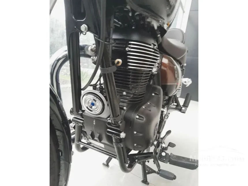 2022 Royal Enfield Meteor 350 Others