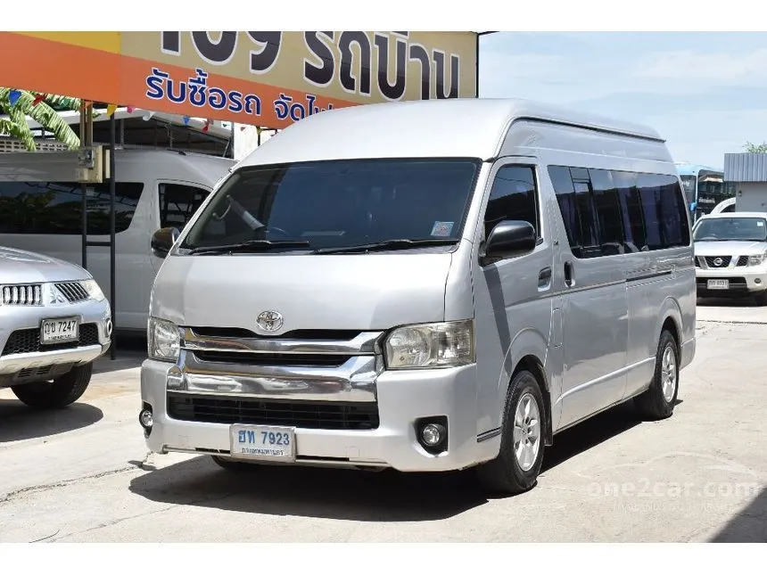 2010 Toyota HIACE D4D Van