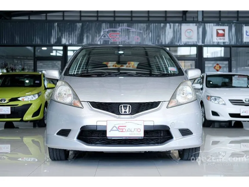 2009 Honda JAZZ SV Hatchback