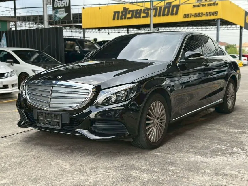 2015 Mercedes-Benz C180 Sedan