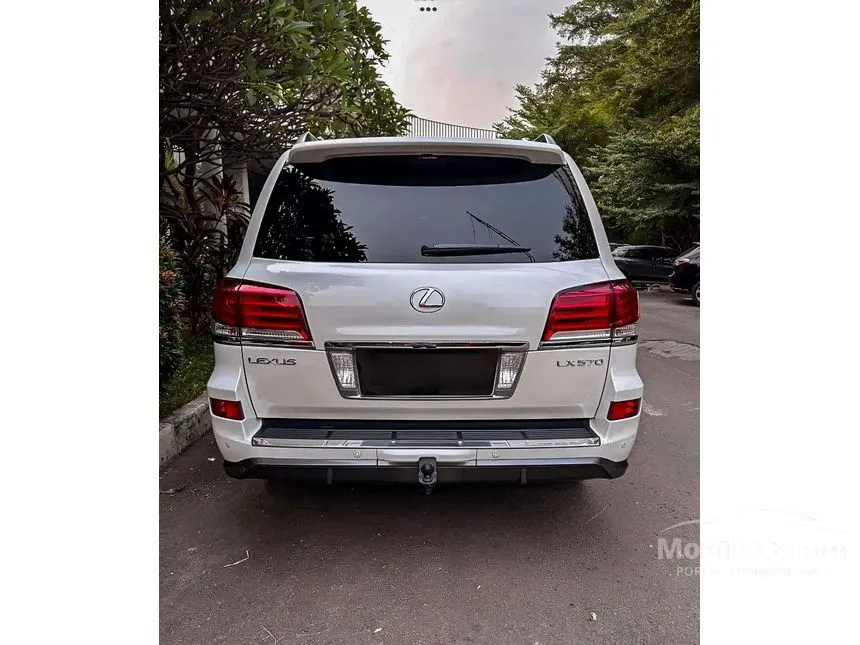 2014 Lexus LX 570 SUV