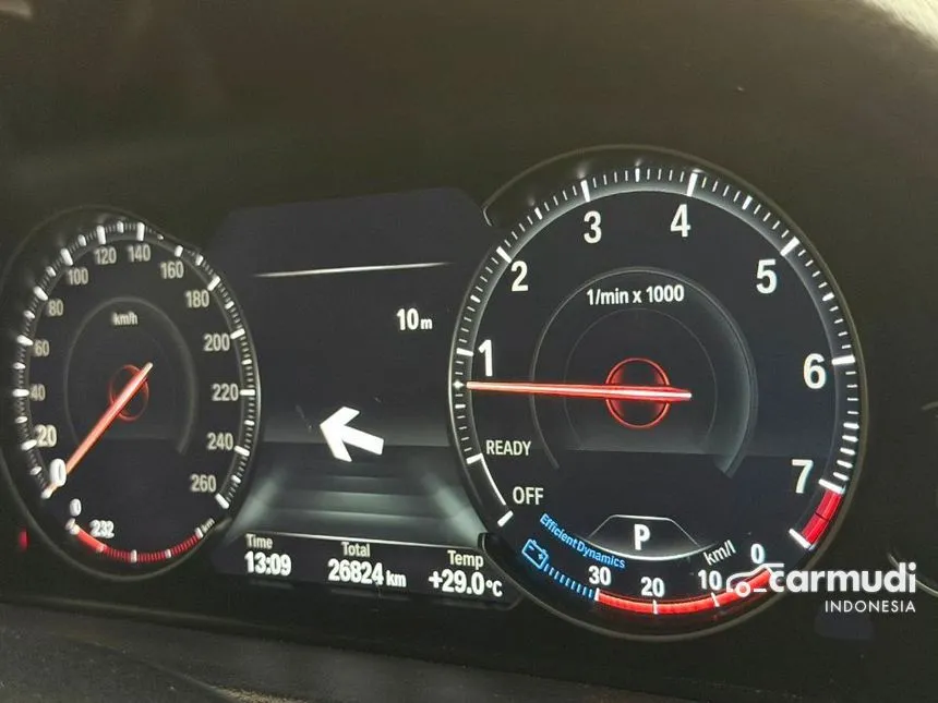 2018 BMW 320i Luxury Sedan