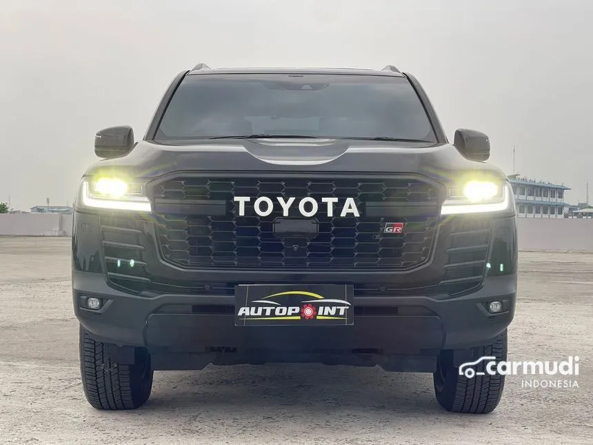 2022 Toyota Land Cruiser 300 GR-S 70th Anniversary SUV