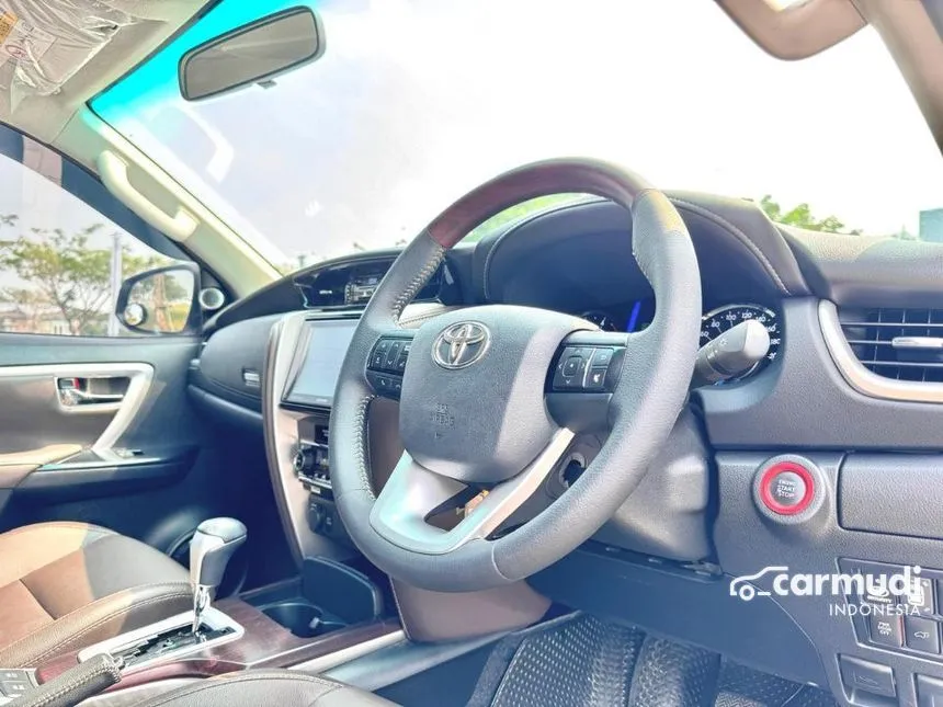 2019 Toyota Fortuner VRZ TRD 4X2 SUV