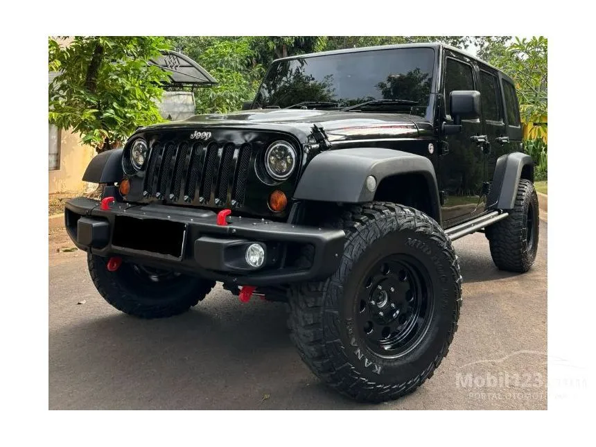 Jual Mobil Jeep Wrangler 2013 Rubicon 10th Anniversary Unlimited 3.6 di DKI Jakarta Automatic SUV Hitam Rp 1.250.000.000