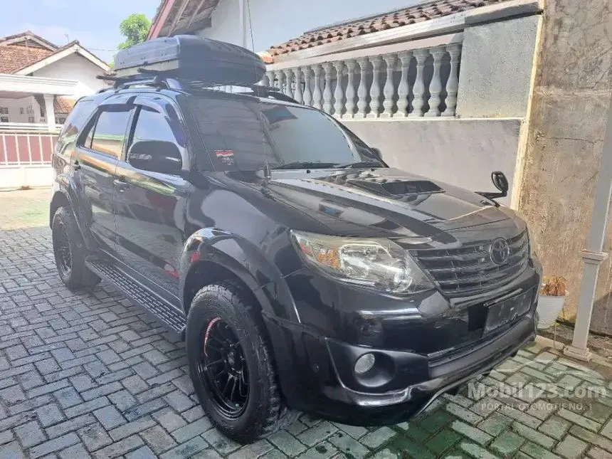 Jual Mobil Toyota Fortuner 2015 G 2.5 di Lampung Automatic SUV Hitam Rp 285.000.000