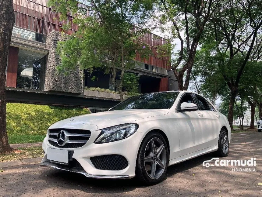 2018 Mercedes-Benz C200 AMG Sedan