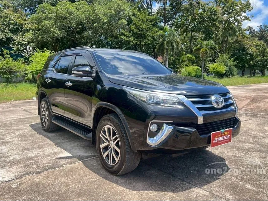 2017 Toyota FORTUNER V SUV