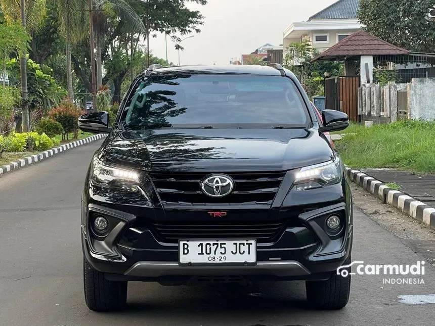 2019 Toyota Fortuner SRZ TRD 4X2 SUV