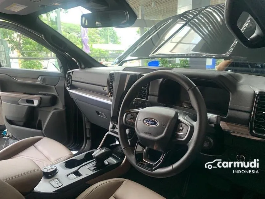 2025 Ford Everest Titanium SUV